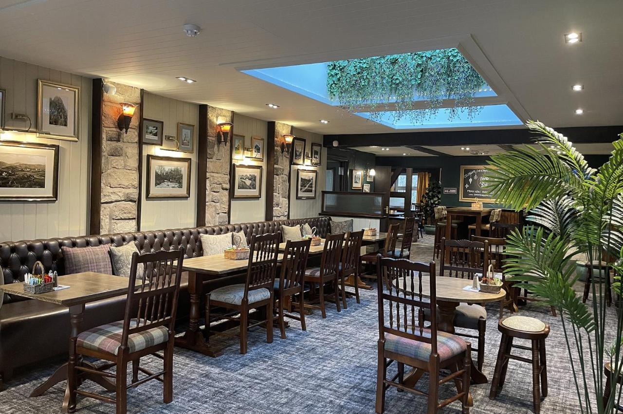 The Bridge Inn Holmrook Екстериор снимка